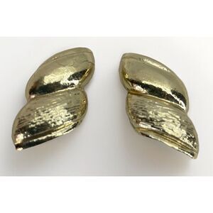 Vintage Lisner Signed Clip on Earrings Gold tone Textured‎ Statement Drop 1"